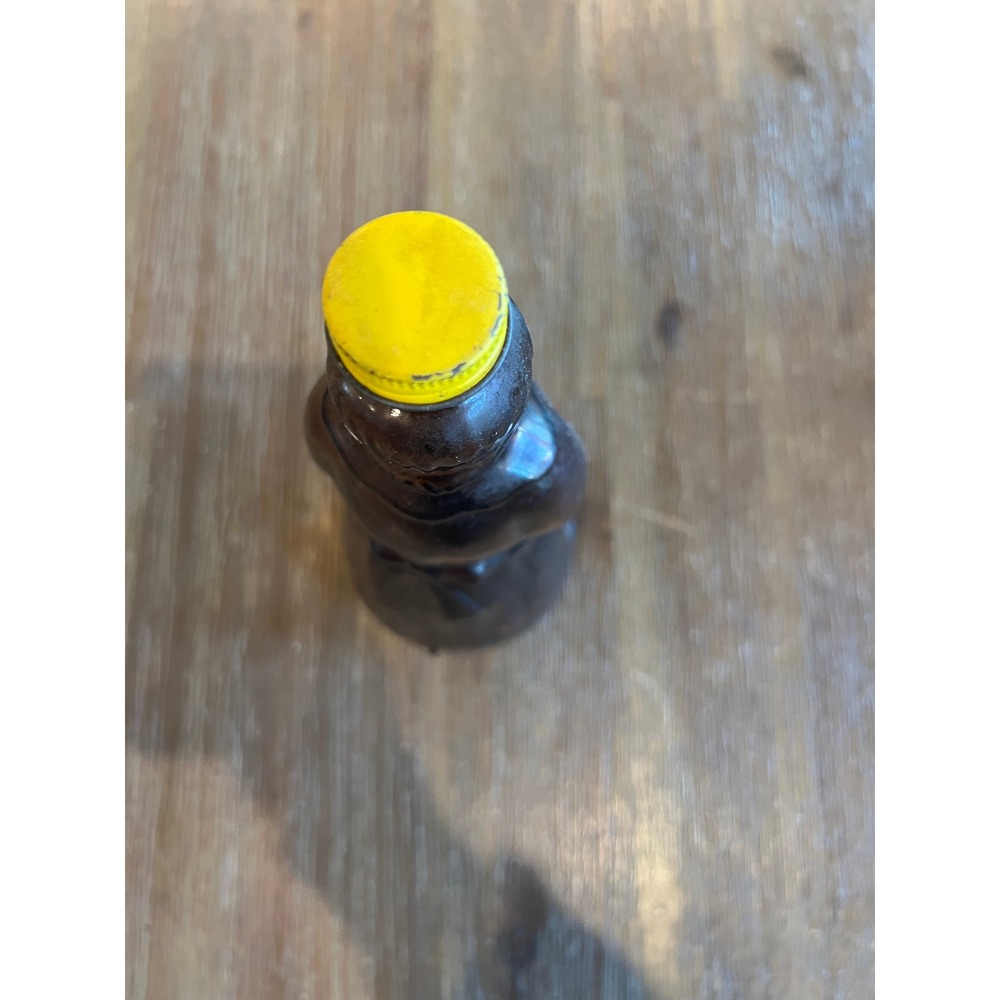 Vintage Mrs Butterworths Amber Glass Syrup Bottle with Yellow Metal Cap 10oz - Picture 3 of 5